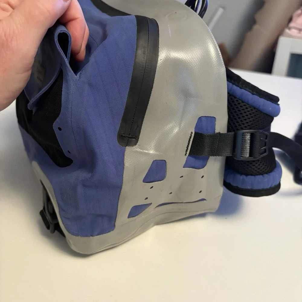 Sage DXL Typhoon Waterproof Fly Fishing Waist Chest Pack Blue